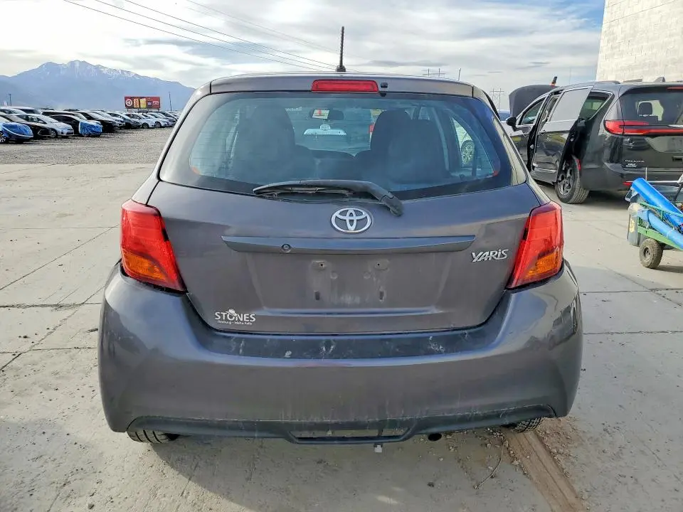 2016 TOYOTA YARIS 5-DOOR L  