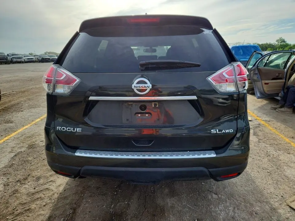 2015 NISSAN ROGUE SL  