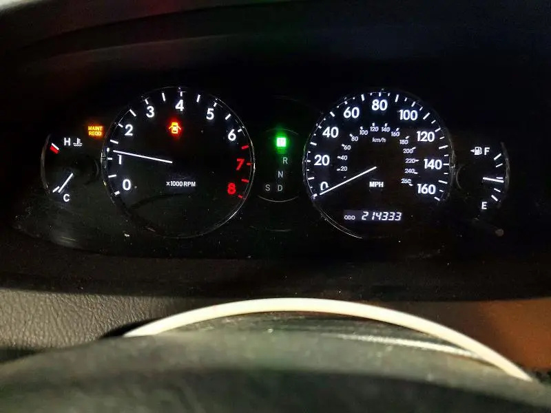 2010 TOYOTA AVALON LIMITED  