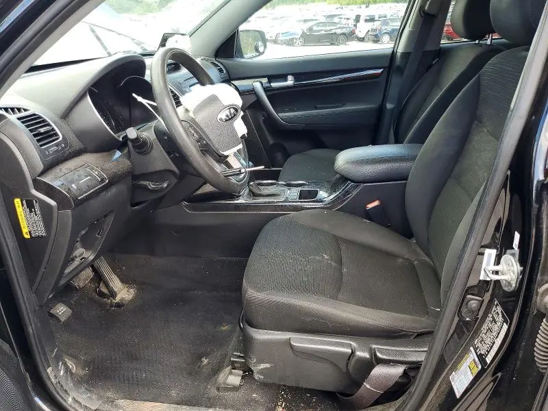 2015 KIA SORENTO LX  
