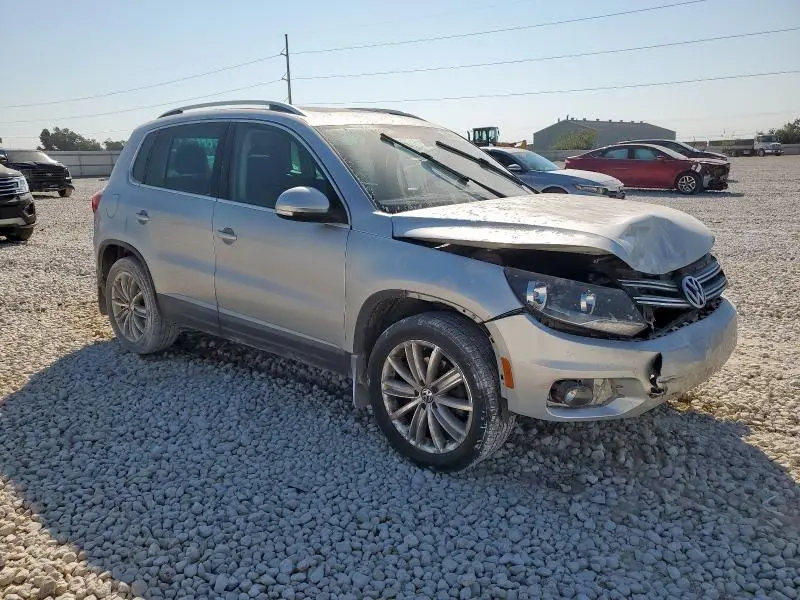 2012 VOLKSWAGEN TIGUAN S  