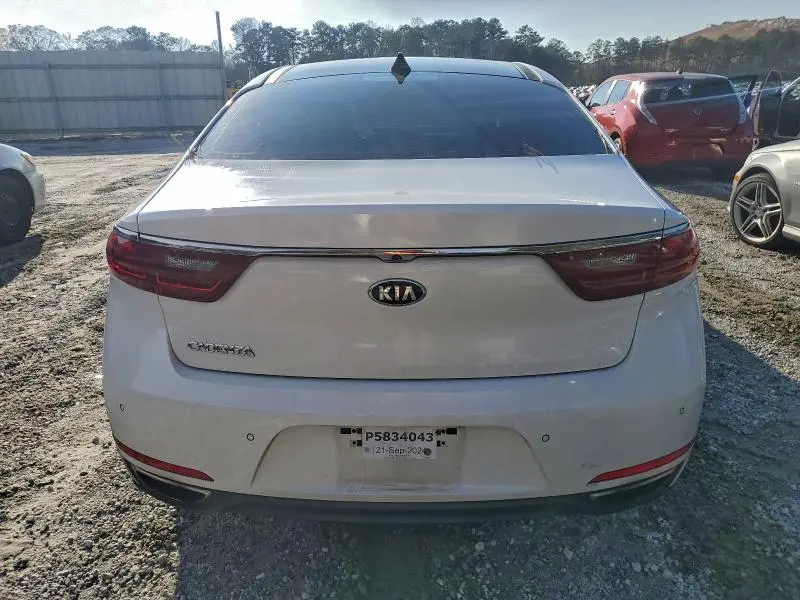 2017 KIA CADENZA PREMIUM  