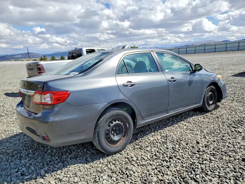 2011 TOYOTA COROLLA LE  