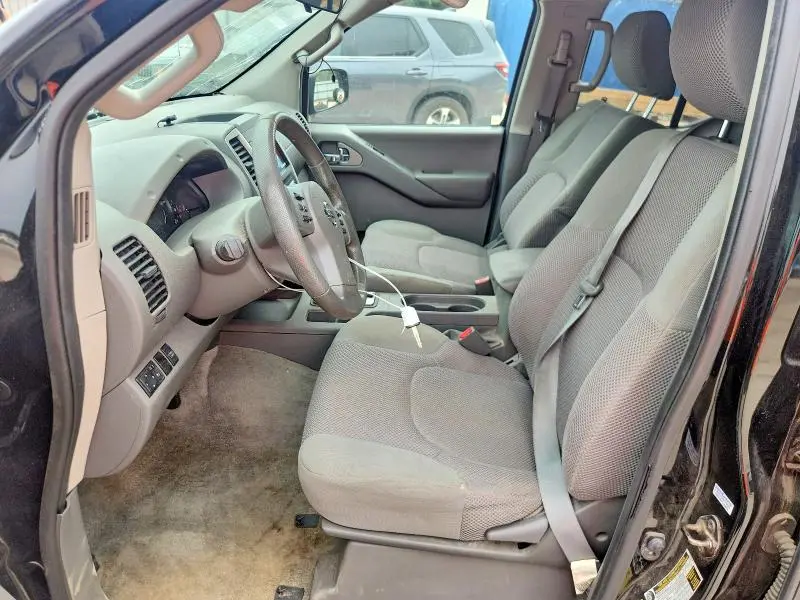 2014 NISSAN FRONTIER SV  