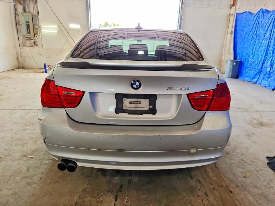 2010 BMW 328 XI  