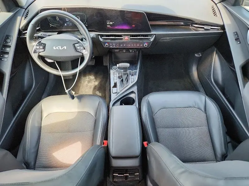 2023 KIA NIRO EX  