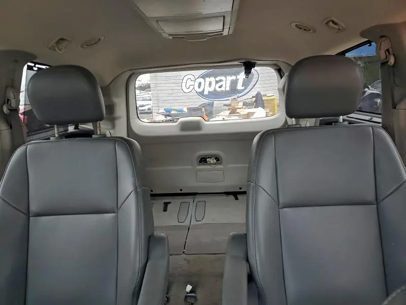 2013 VOLKSWAGEN ROUTAN SE  
