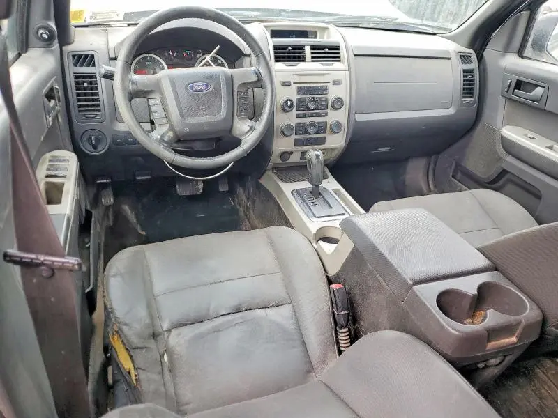 2011 FORD ESCAPE XLT  