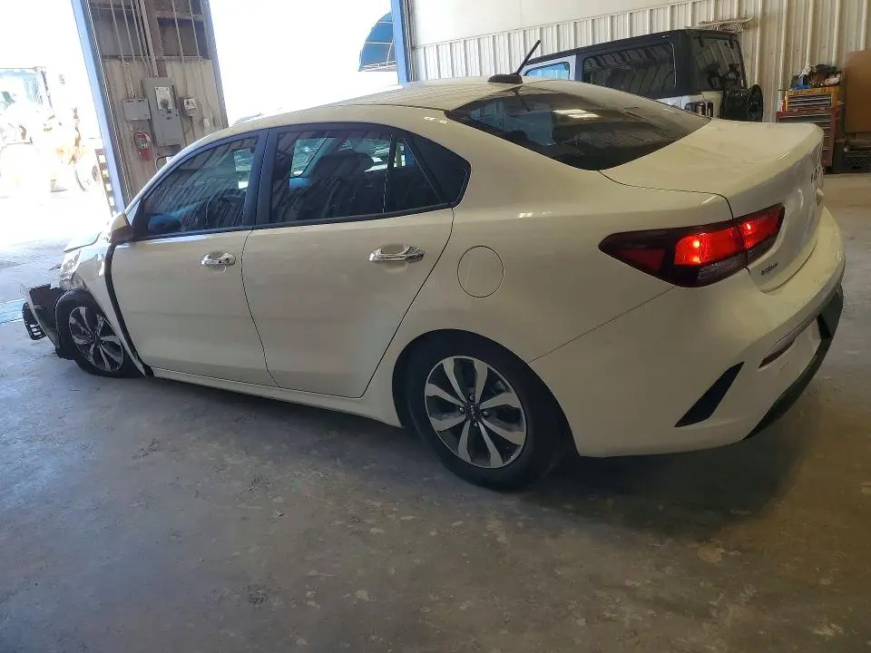 2023 KIA RIO S  