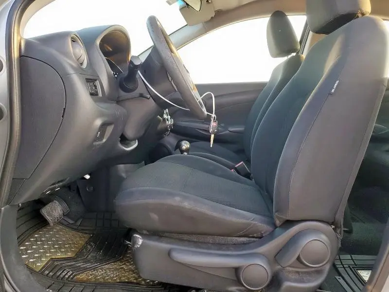 2013 NISSAN VERSA S  