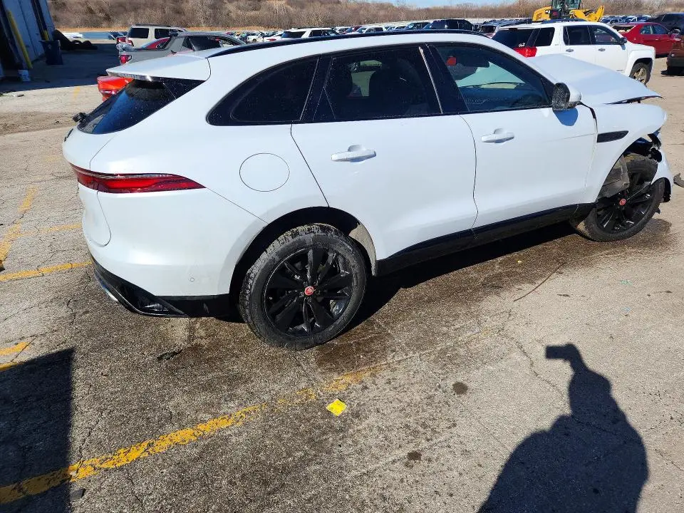 2021 JAGUAR F-PACE S  