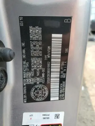 2011 TOYOTA SIENNA   