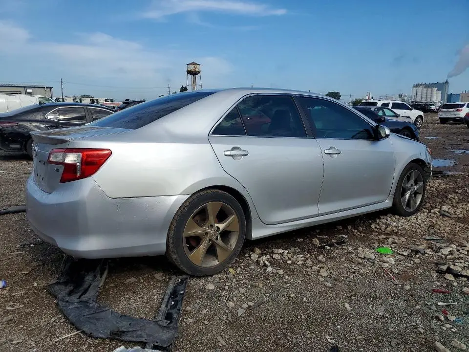 2014 TOYOTA CAMRY SE SPORT  