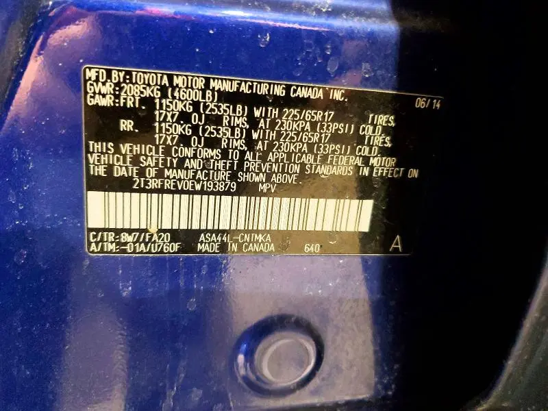 2014 TOYOTA RAV4 XLE  