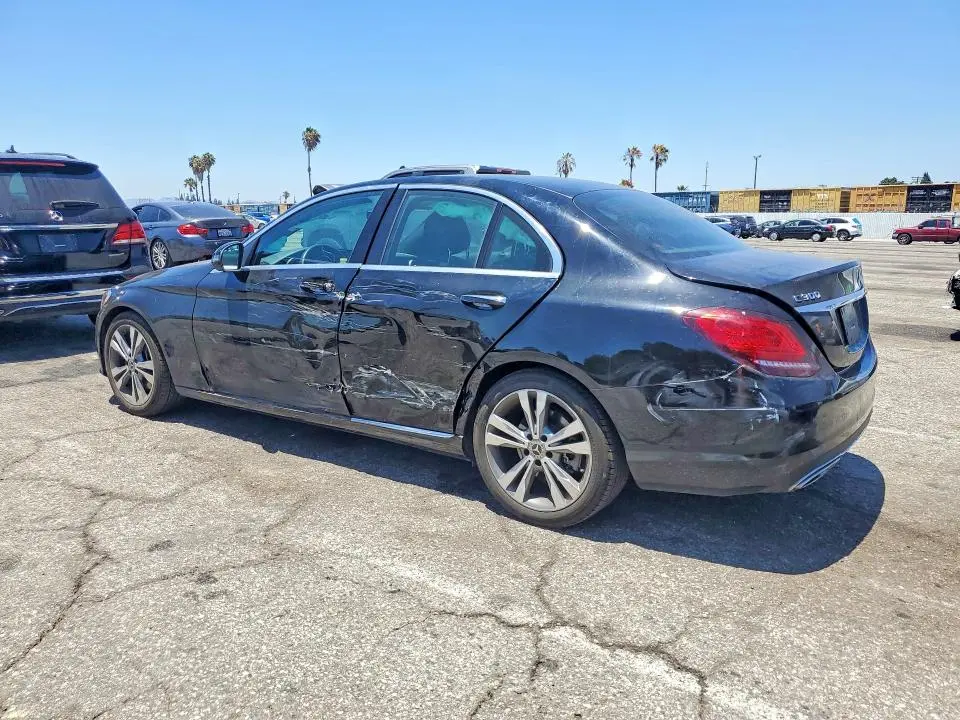 2020 MERCEDES-BENZ C 300  