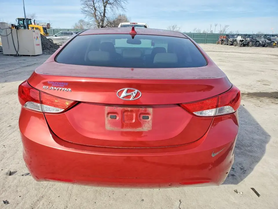 2013 HYUNDAI ELANTRA GLS  