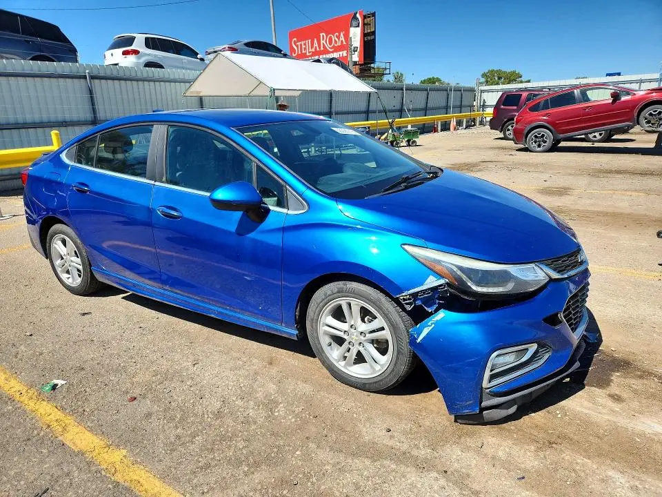 2016 CHEVROLET CRUZE LT  