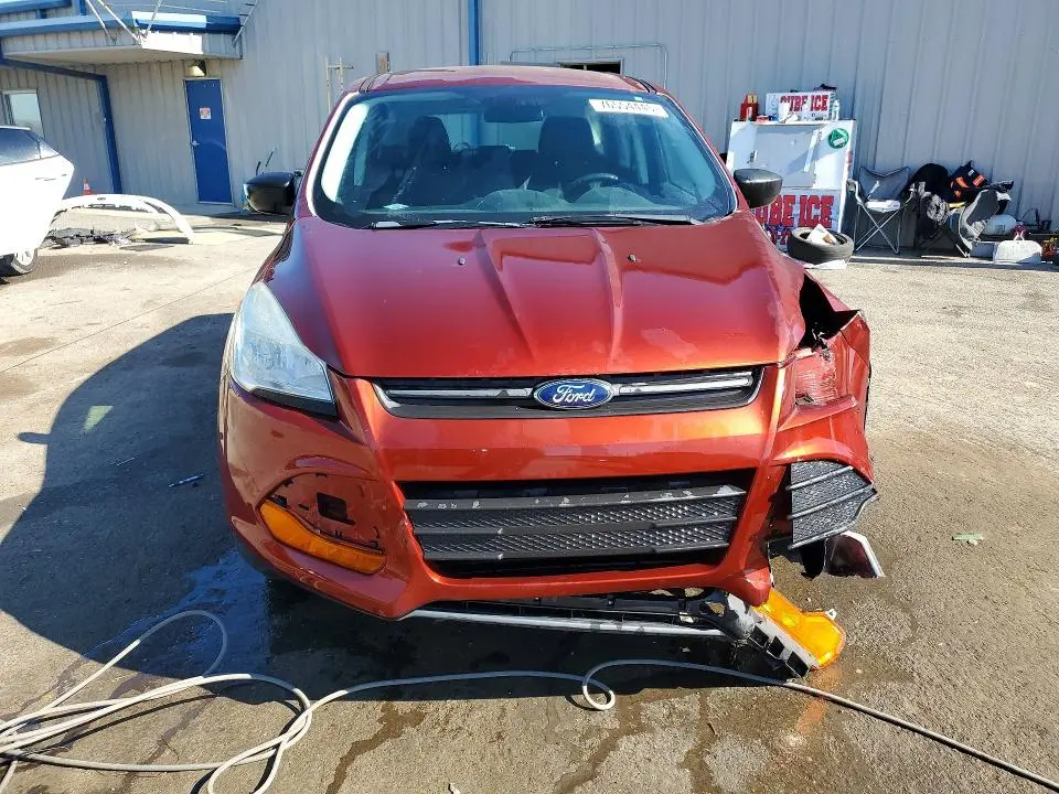 2016 FORD ESCAPE S  