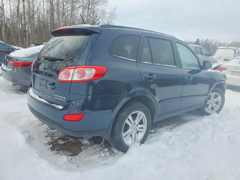 2011 HYUNDAI SANTA FE GLS  