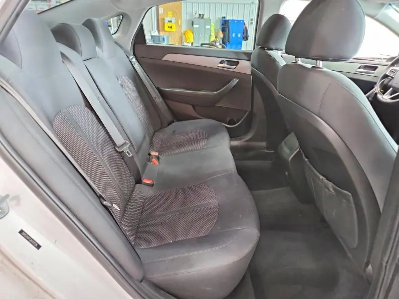 2018 HYUNDAI SONATA SE  