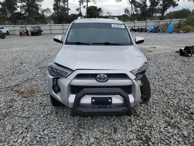 2015 TOYOTA 4RUNNER SR5  