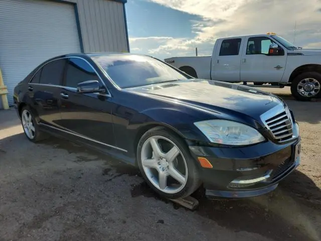 2010 MERCEDES-BENZ S 550  