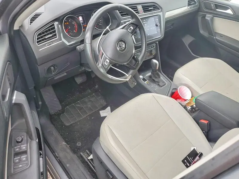 2020 VOLKSWAGEN TIGUAN SE  