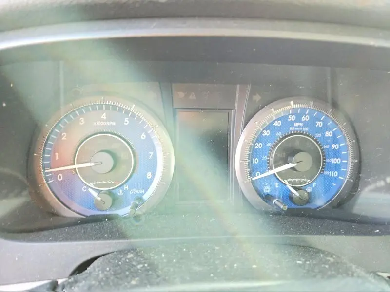 2015 TOYOTA SIENNA XLE 8-PASSENGER  