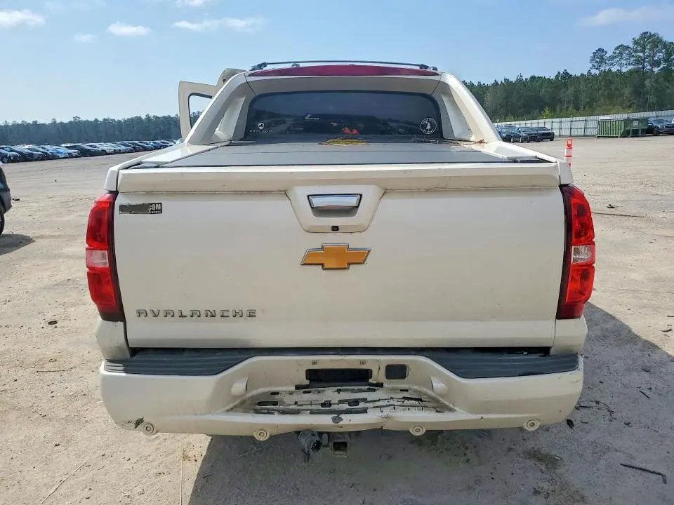 2013 CHEVROLET AVALANCHE LTZ  