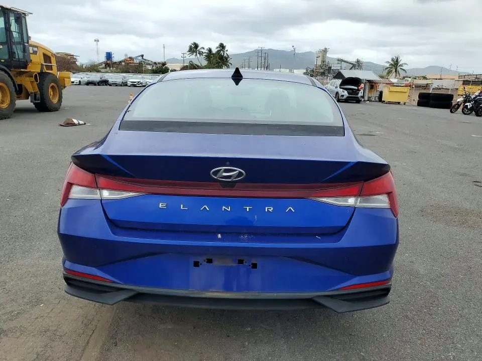 2021 HYUNDAI ELANTRA SEL  