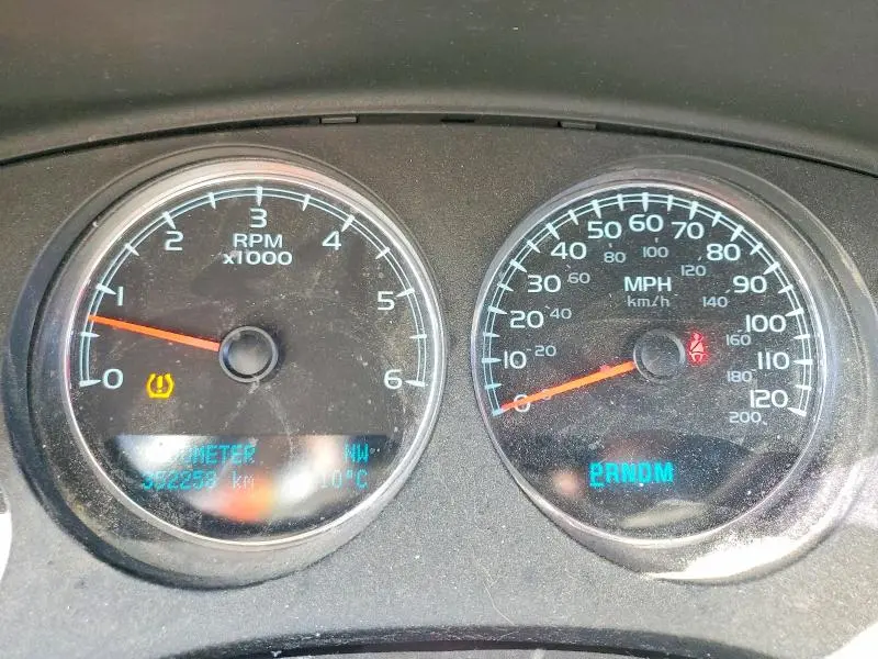 2010 GMC YUKON XL K1500 SLT  