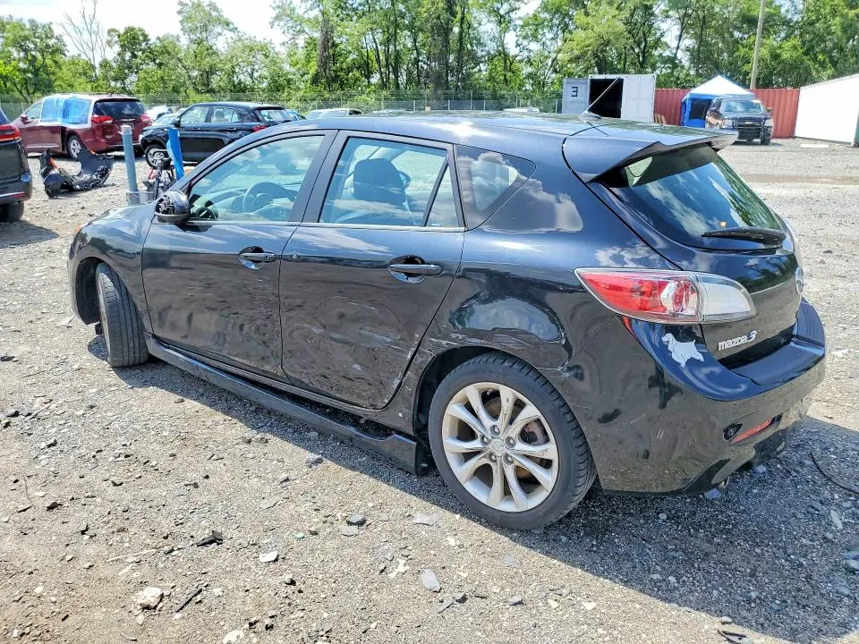 2011 MAZDA 3 S  