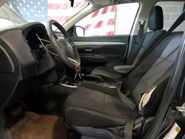 2018 MITSUBISHI OUTLANDER ES  