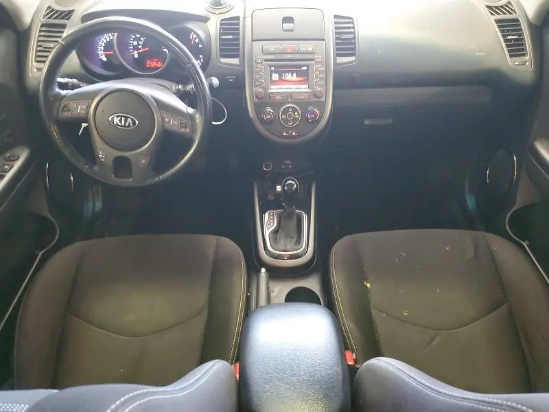 2013 KIA SOUL +  