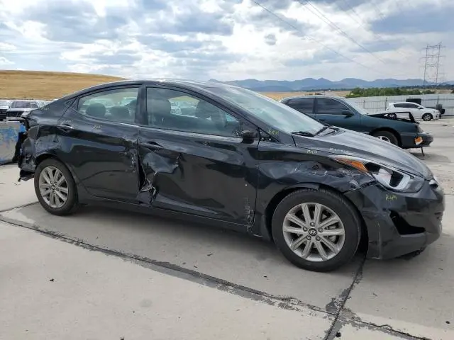 2016 HYUNDAI ELANTRA SE  