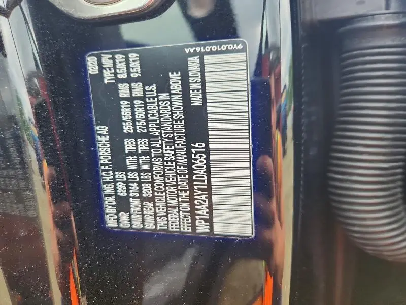 2020 PORSCHE CAYENNE   