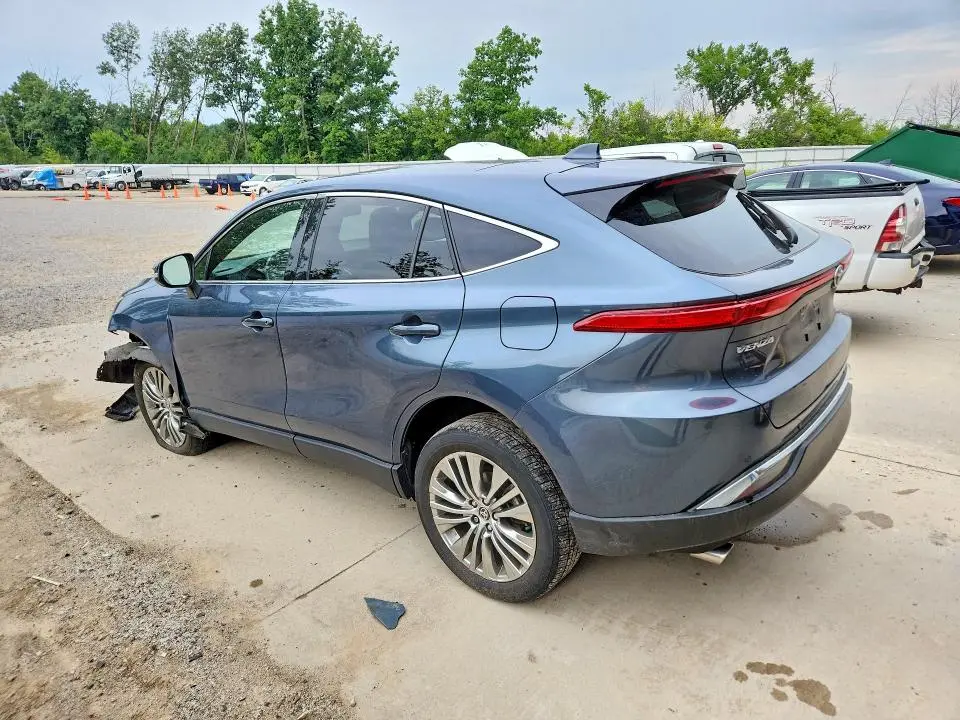 2023 TOYOTA VENZA LIMITED  
