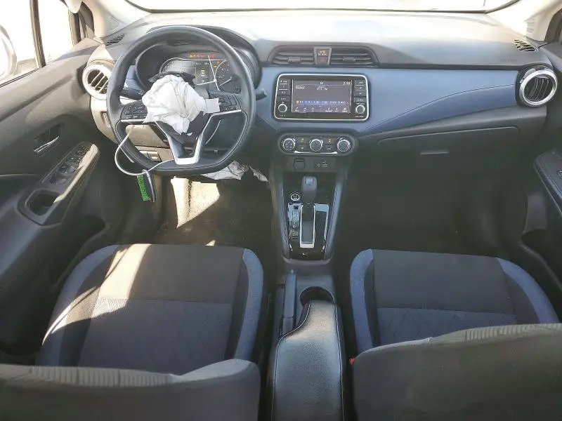 2024 NISSAN VERSA SV  