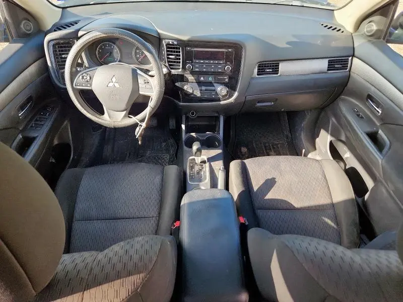 2014 MITSUBISHI OUTLANDER ES  