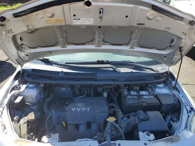 2010 TOYOTA YARIS BASE  
