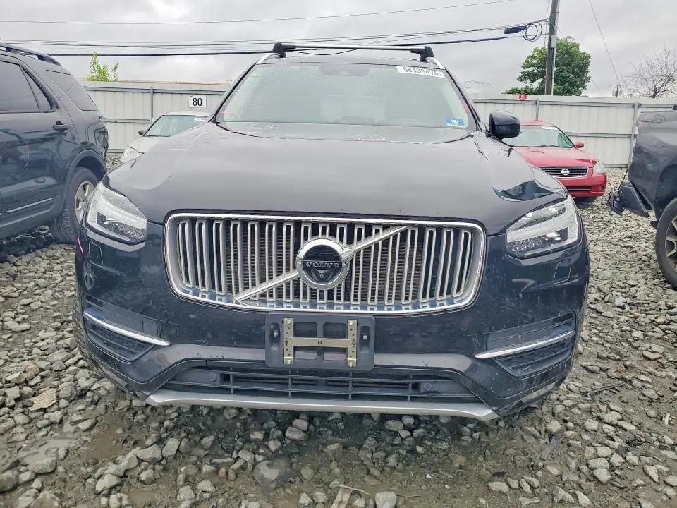 2016 VOLVO XC90 T6  