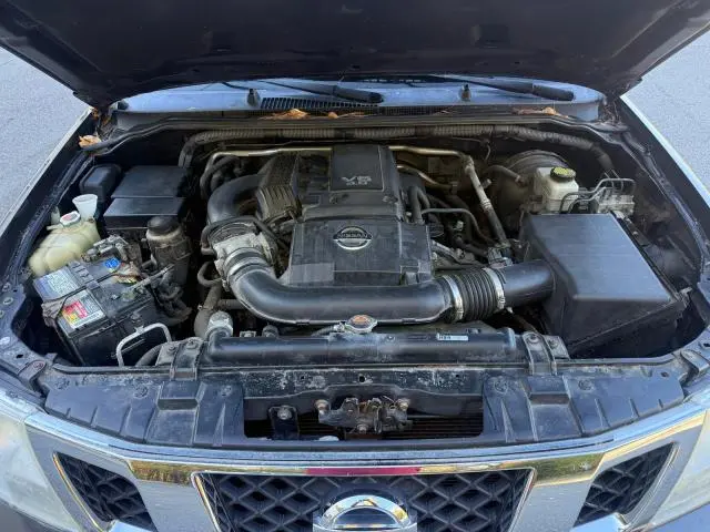 2011 NISSAN FRONTIER S  