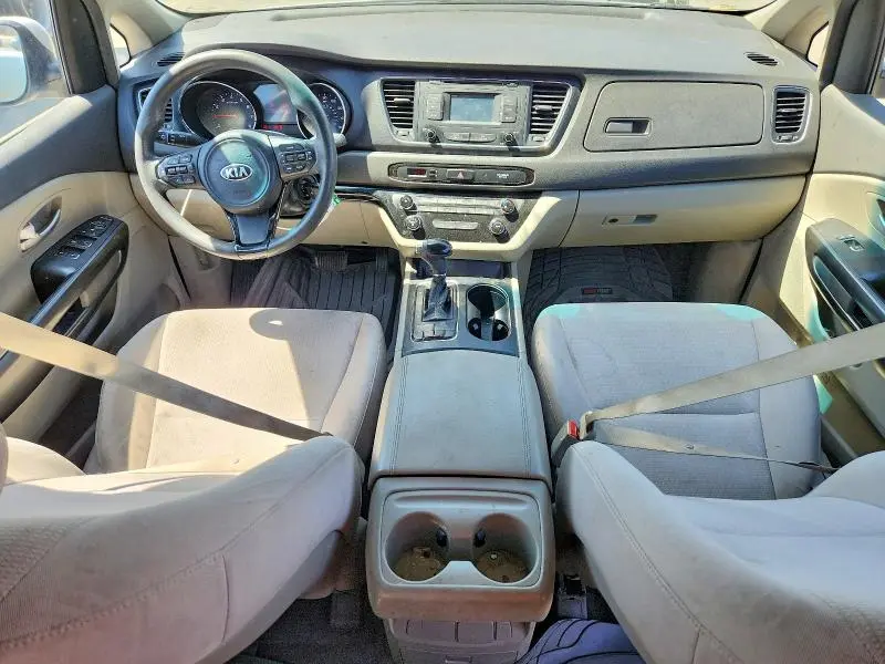 2017 KIA SEDONA LX  