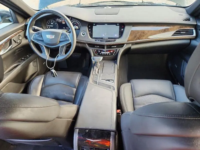 2017 CADILLAC CT6 LUXURY  