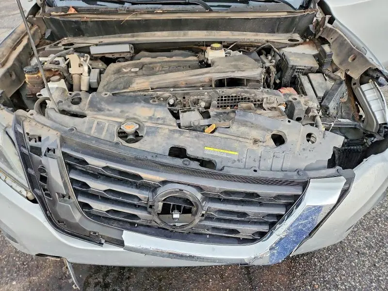 2018 NISSAN PATHFINDER SL  