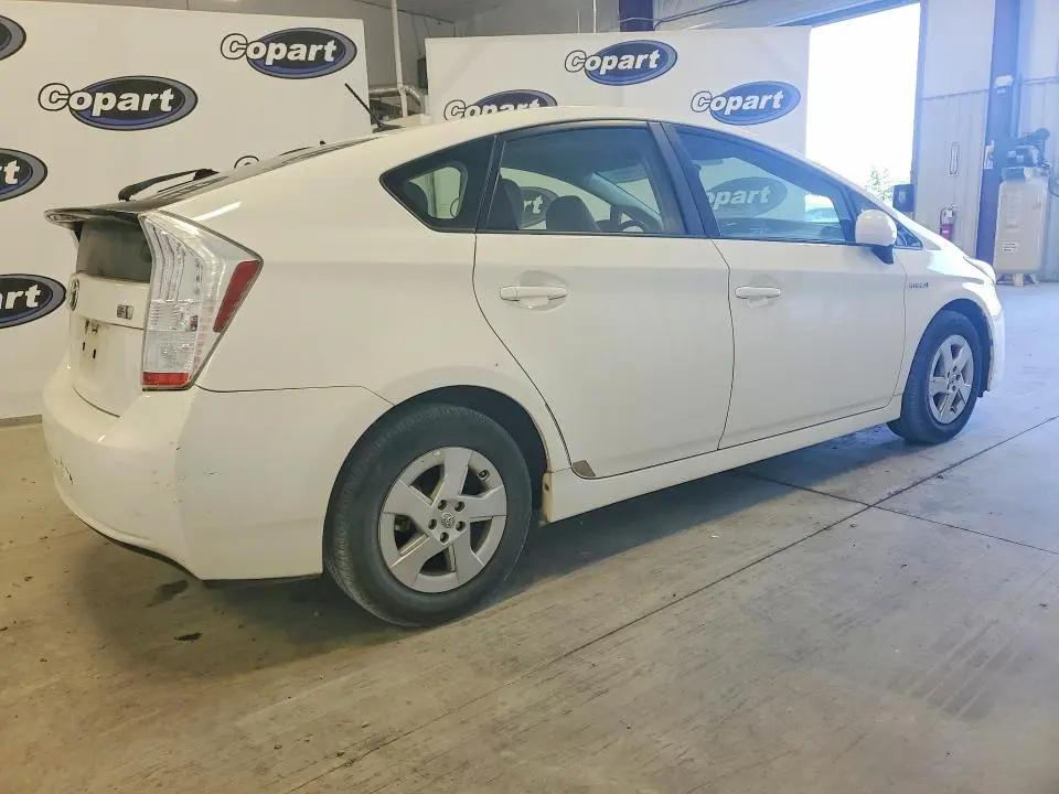 2011 TOYOTA PRIUS TWO  
