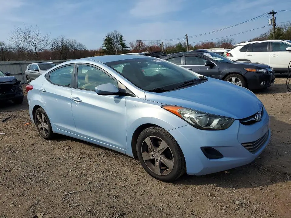 2011 HYUNDAI ELANTRA GLS  