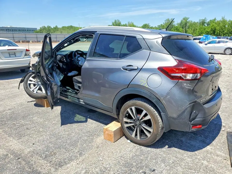 2020 NISSAN KICKS SV  