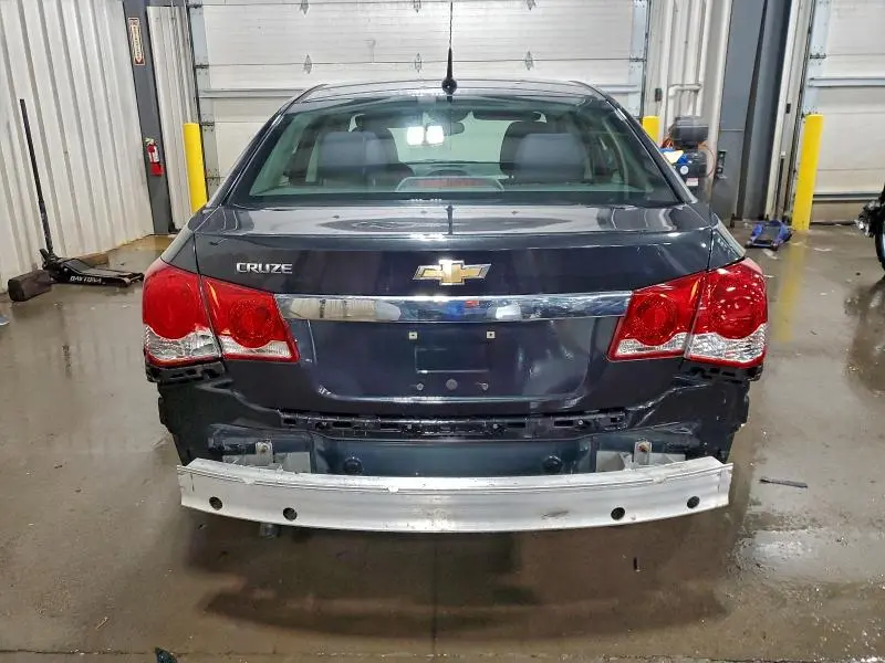 2013 CHEVROLET CRUZE LS  