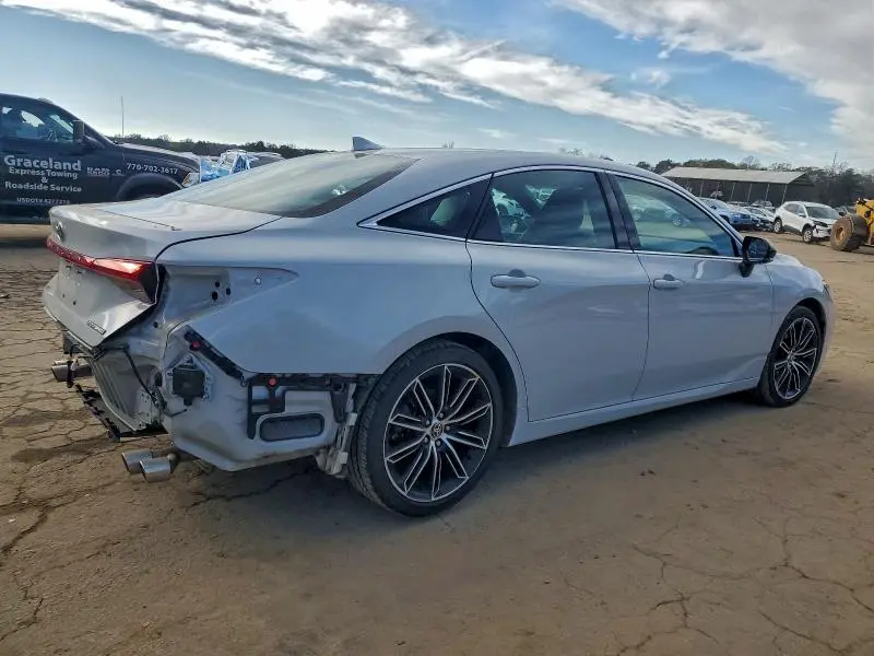 2022 TOYOTA AVALON TOURING  